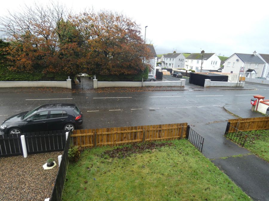 1 Strand Park