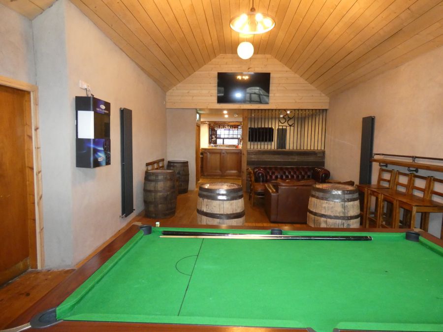 The Glynns Bar together with 4 apartments, 23 Church Street