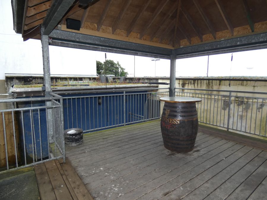 The Glynns Bar together with 4 apartments, 23 Church Street