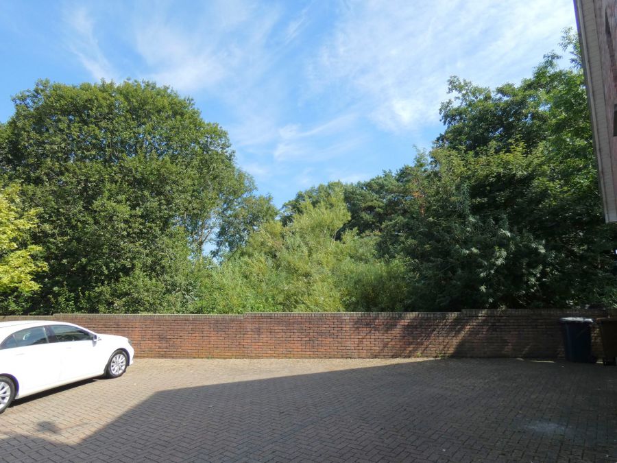 18 Andena Grange (Off Ballymoney Road)