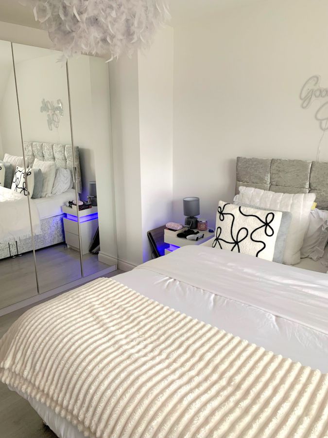 26 Greengage Cottages