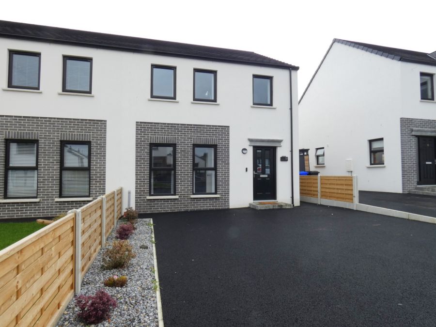 12 Bravallen Crescent