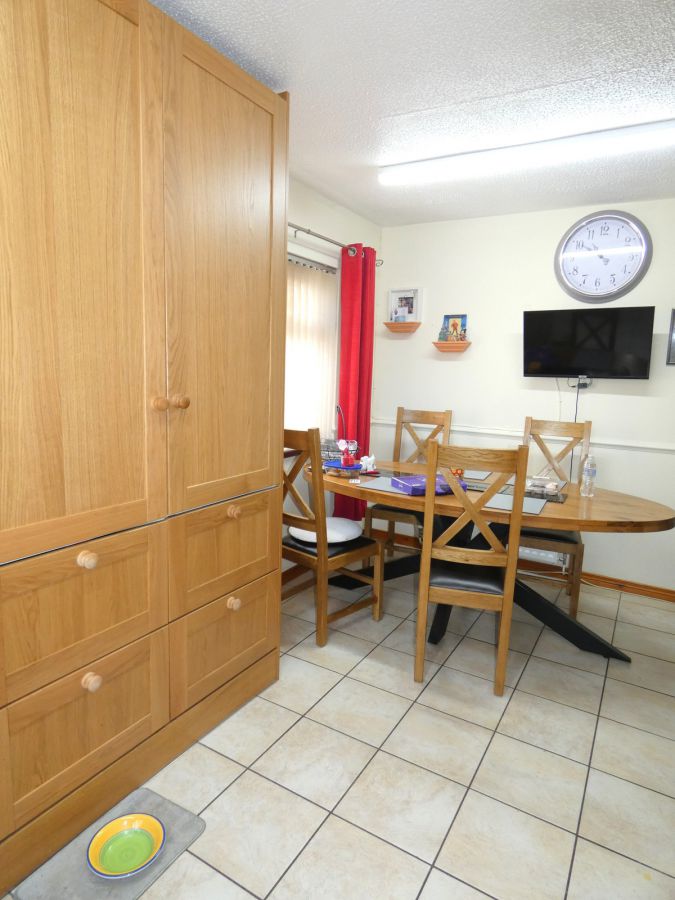 16 Donaghbrook Crescent