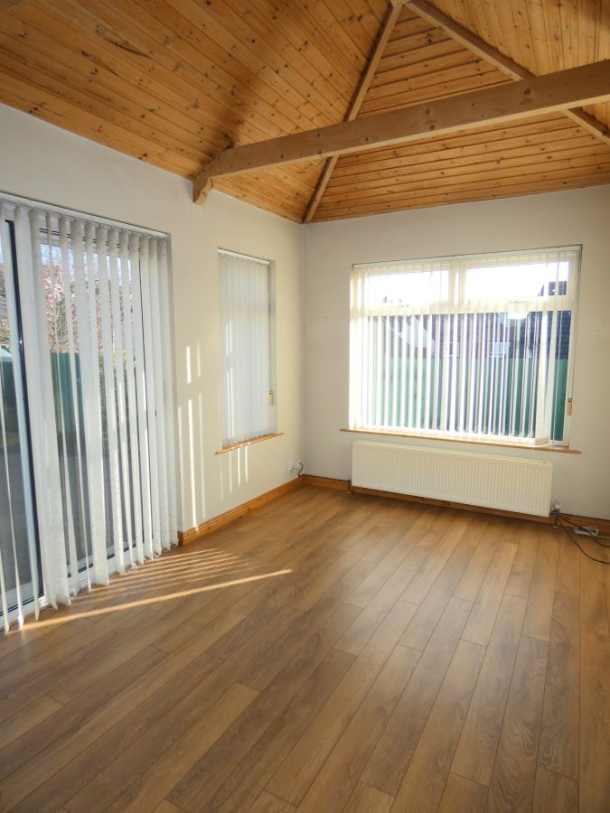 11 Castlehill Crescent