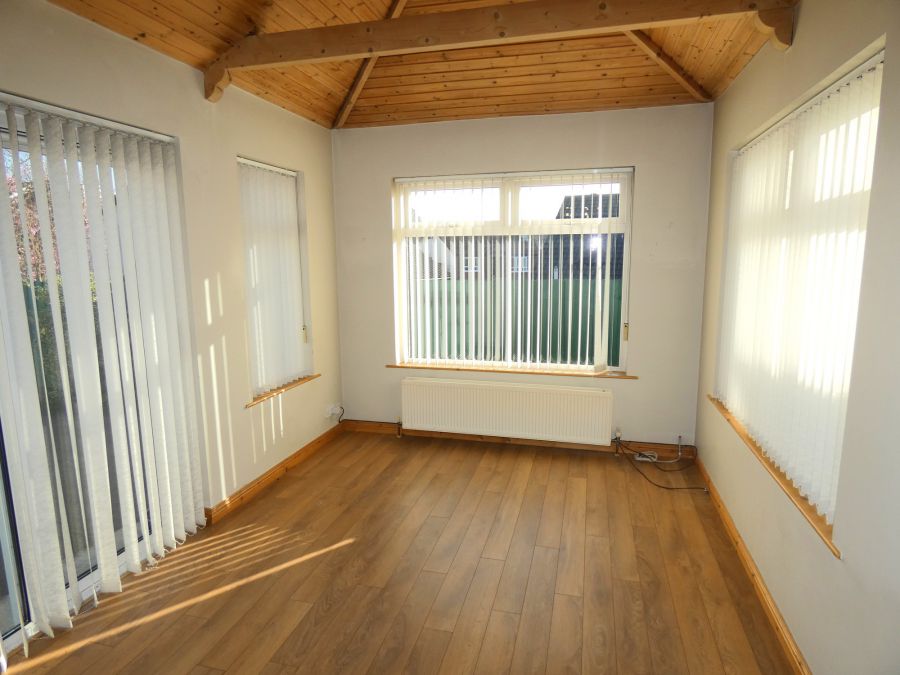 11 Castlehill Crescent