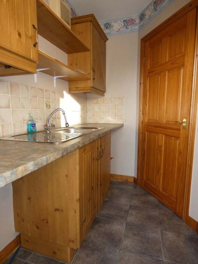 11 Castlehill Crescent