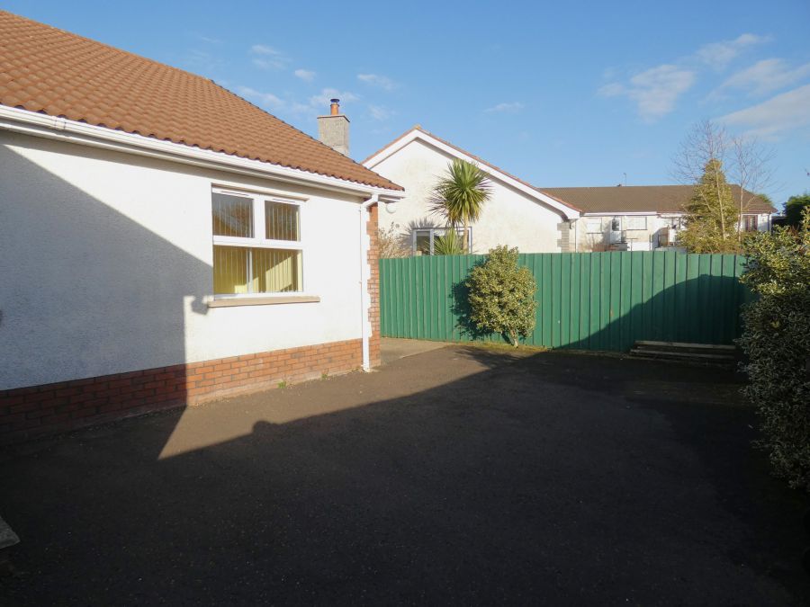 11 Castlehill Crescent