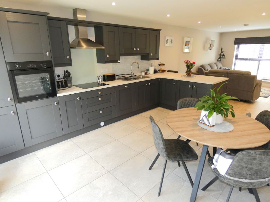 14 Millbrook Gardens