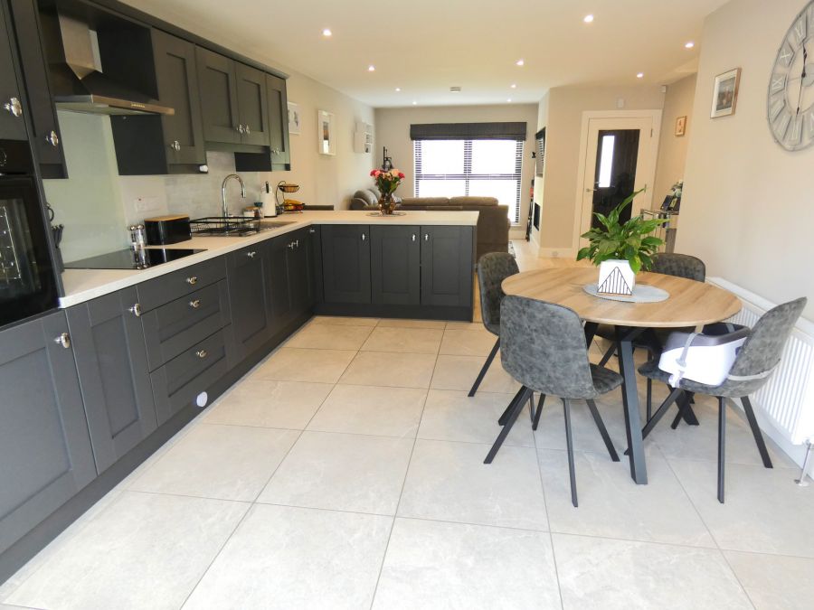 14 Millbrook Gardens