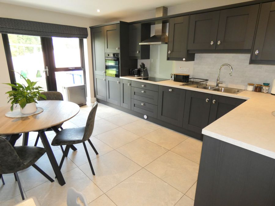 14 Millbrook Gardens