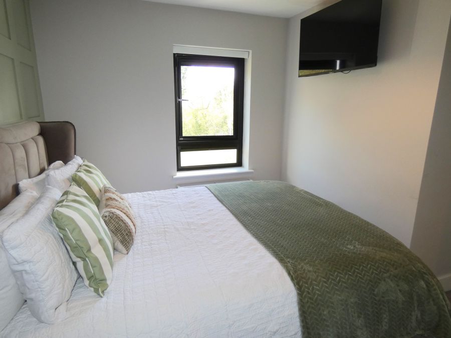 14 Millbrook Gardens