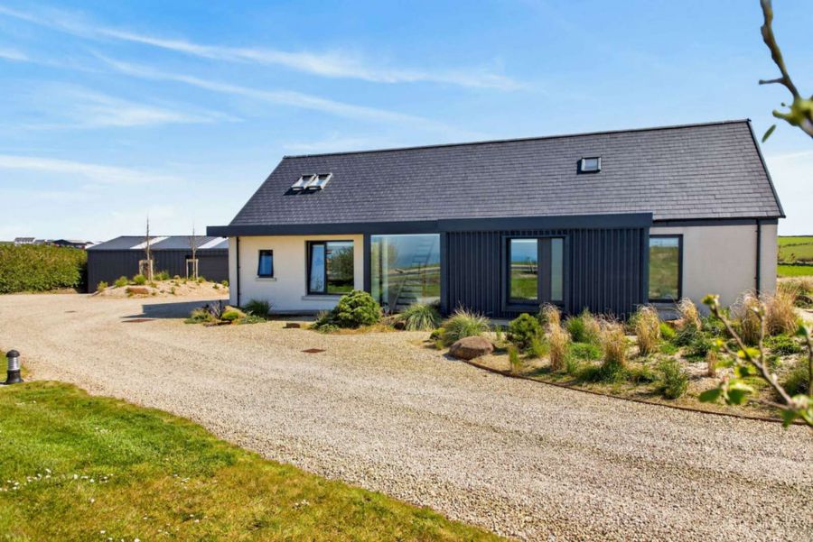 Ballylinny House, 5 Causeway Road