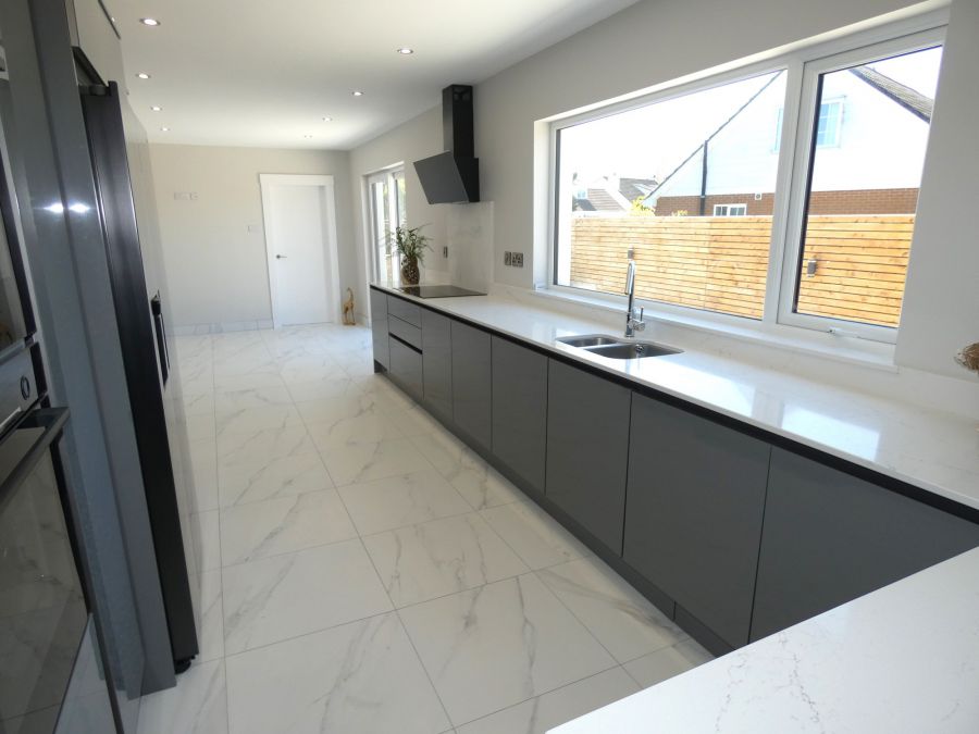 White Gables, 11 Sandelwood Avenue