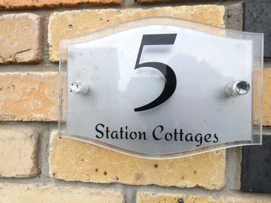 5 Station Cottages