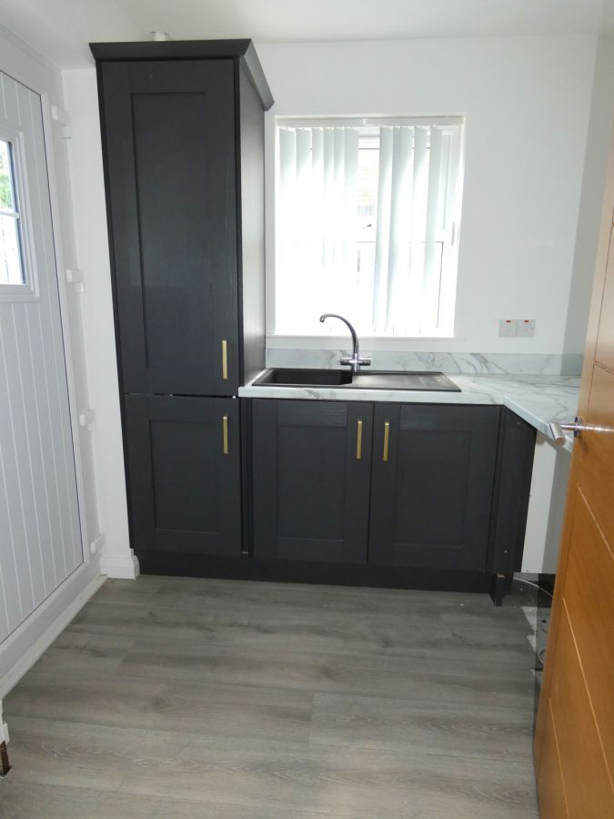 25 Station Cottages