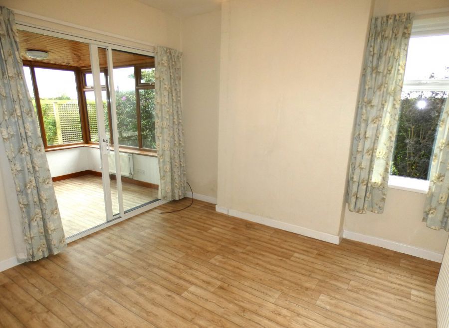 Parkmore, 44  Ballybrakes Road