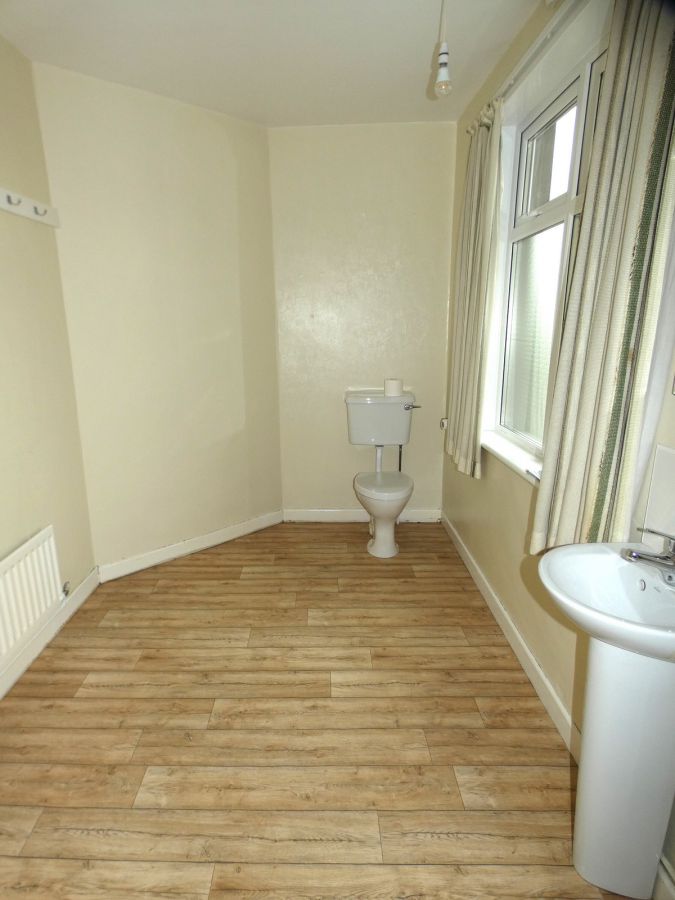Parkmore, 44  Ballybrakes Road