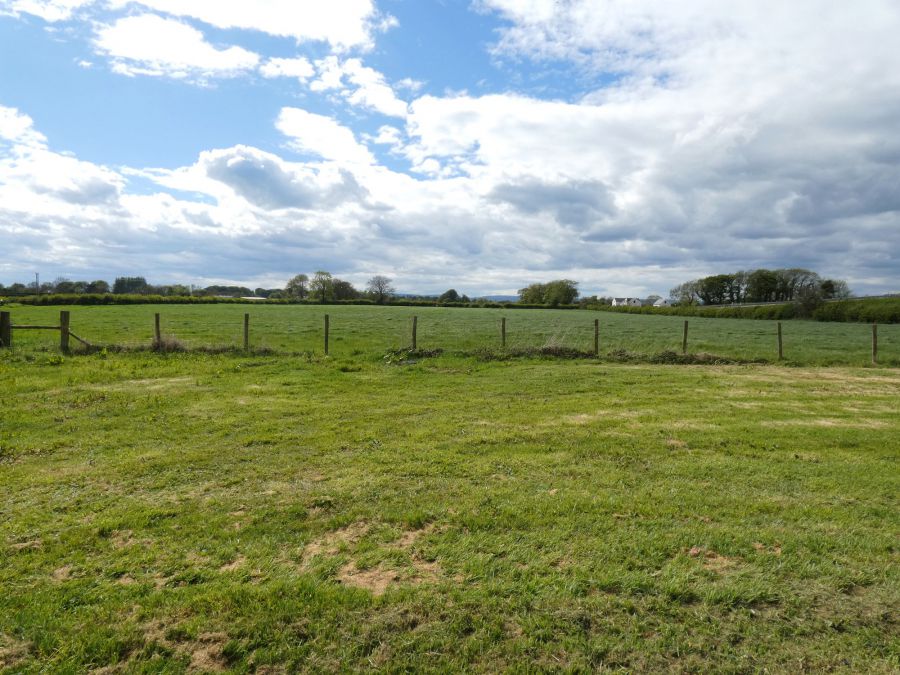 Building Plot Between, 44 And 44A Ballybrakes Road