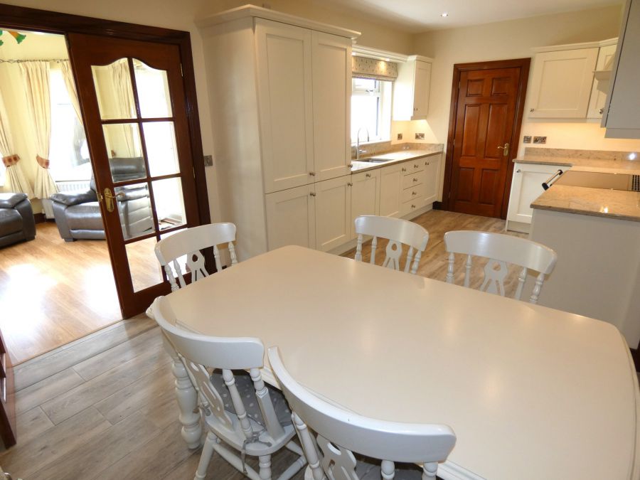 6 Beechcroft