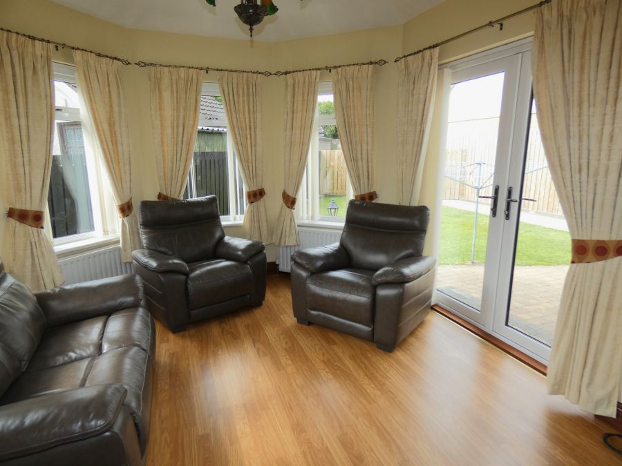 6 Beechcroft