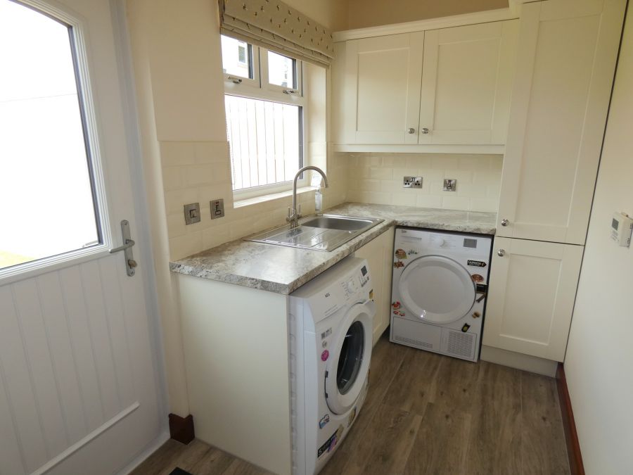 6 Beechcroft