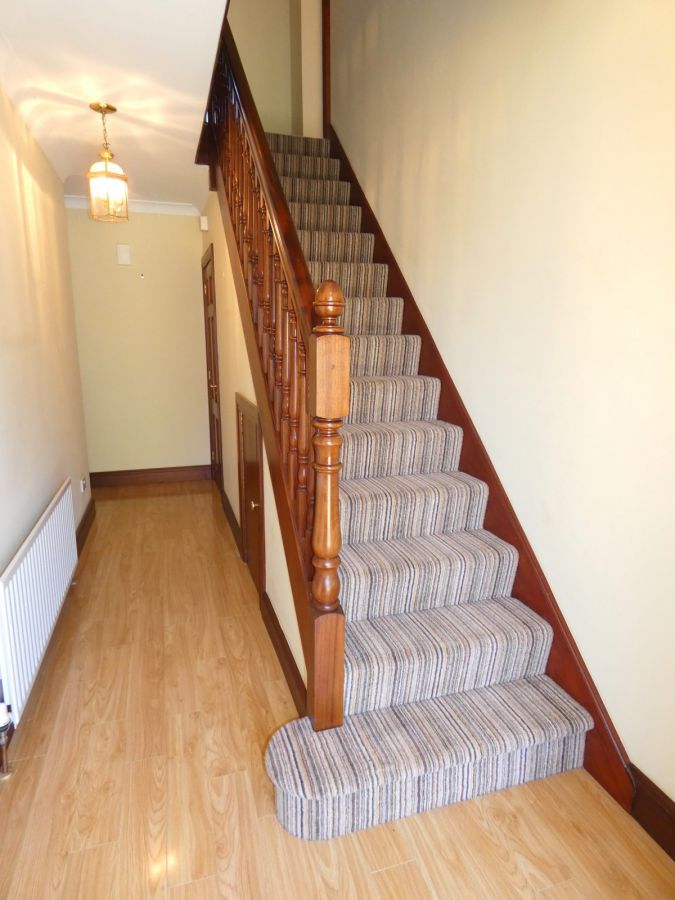 6 Beechcroft