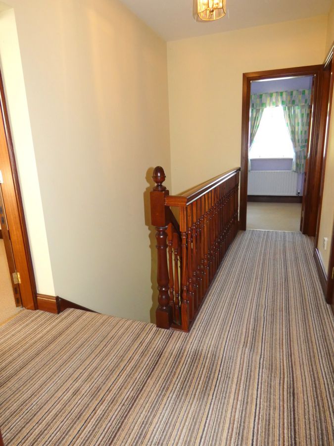 6 Beechcroft