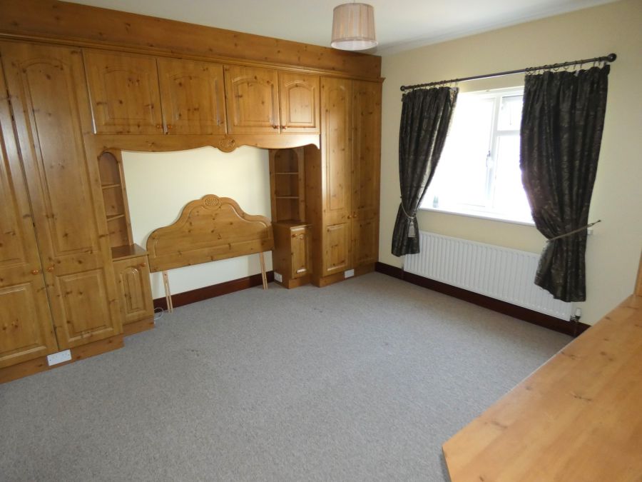 6 Beechcroft
