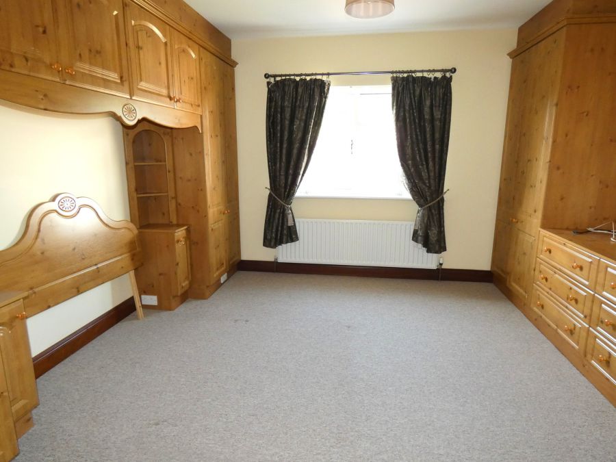 6 Beechcroft