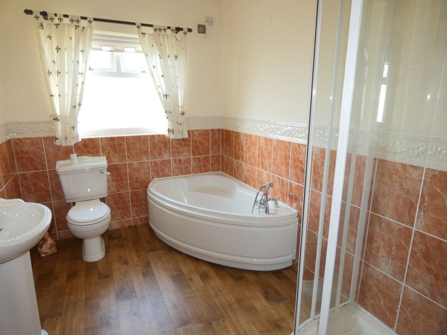 6 Beechcroft