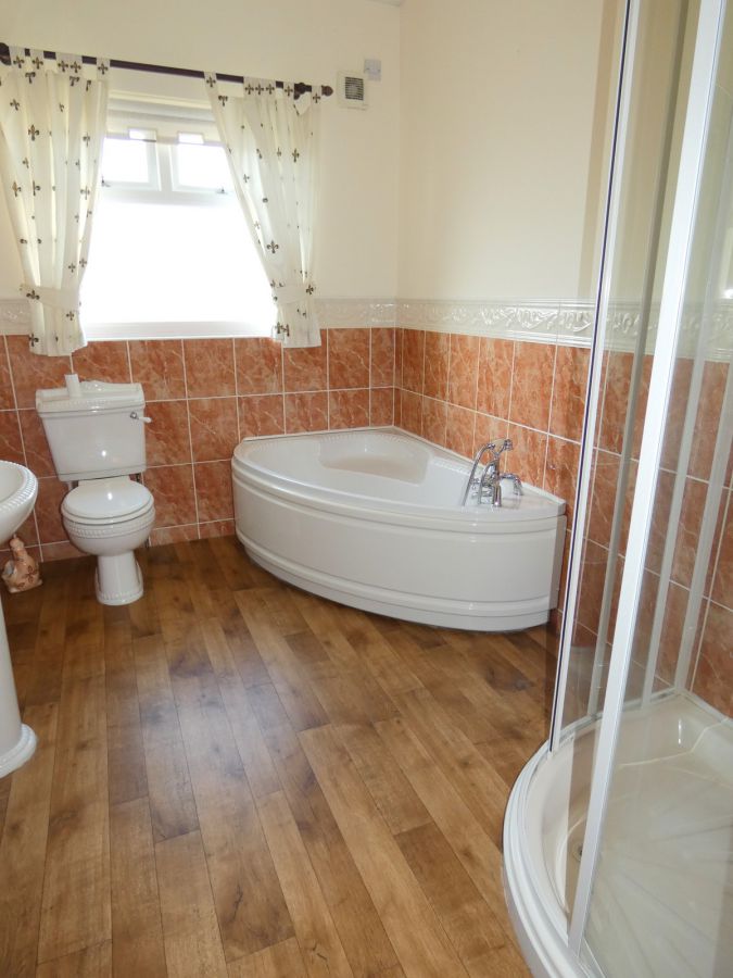 6 Beechcroft