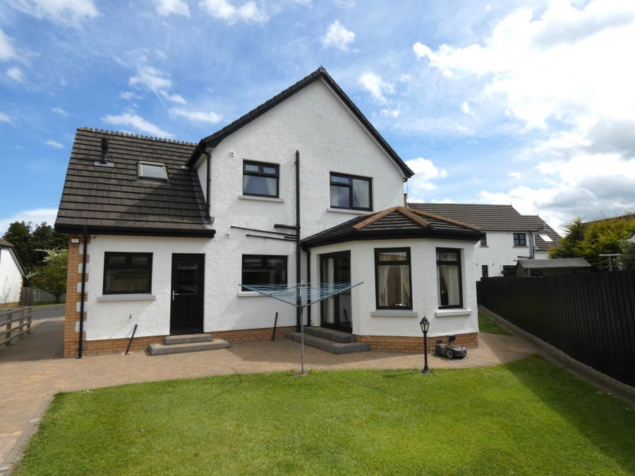 6 Beechcroft
