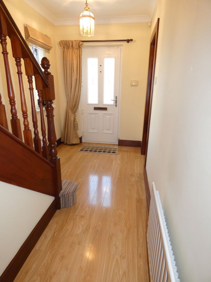 6 Beechcroft