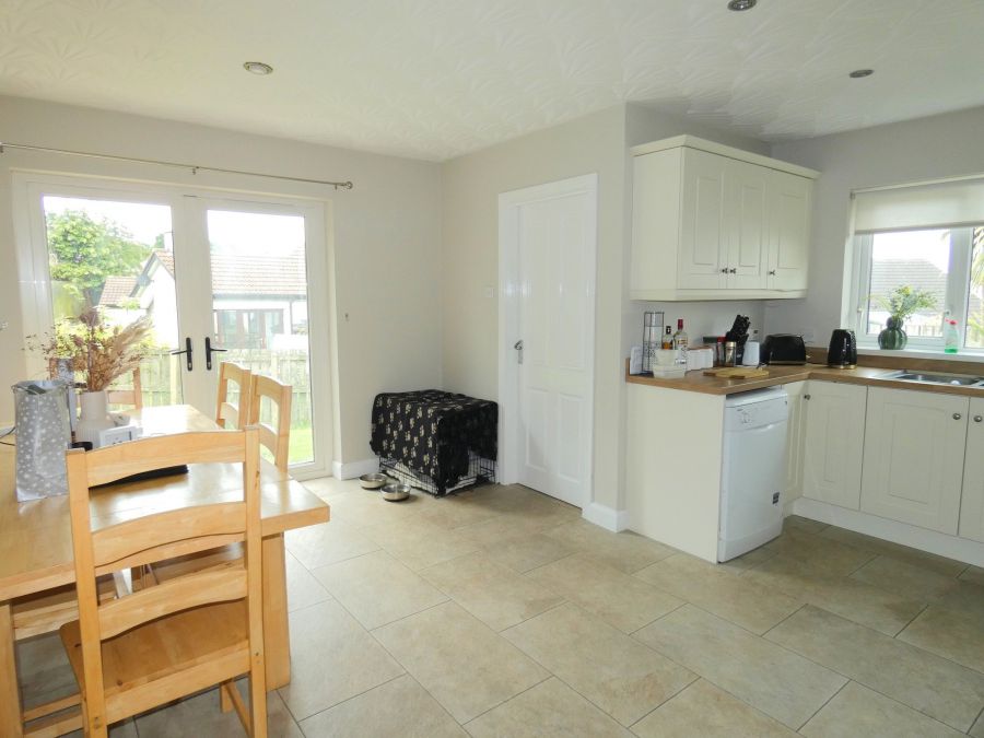 10  Castlehill Crescent
