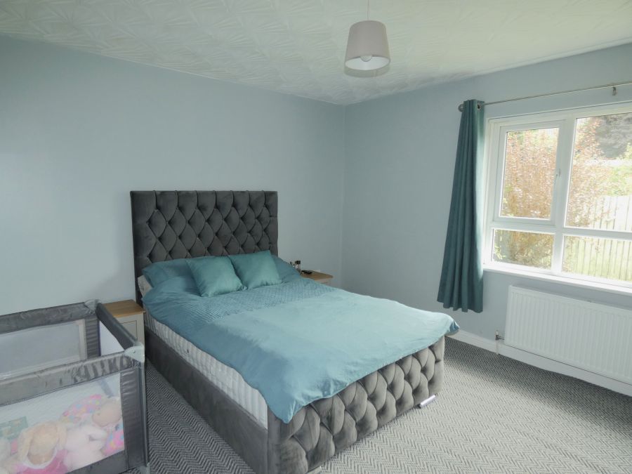 10  Castlehill Crescent