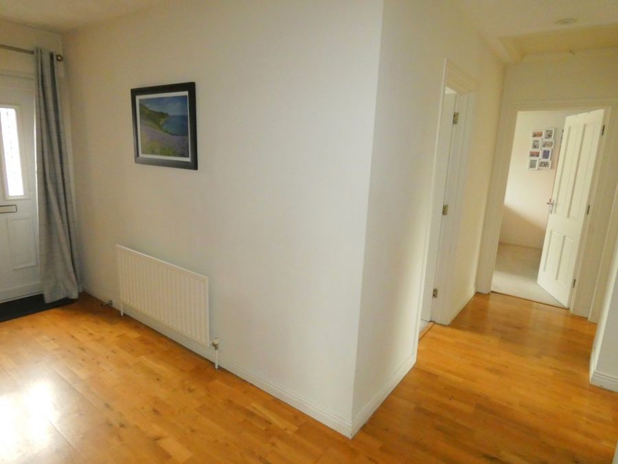 10  Castlehill Crescent