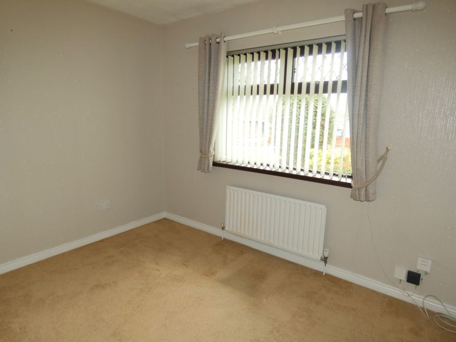 6 Ashlea Avenue