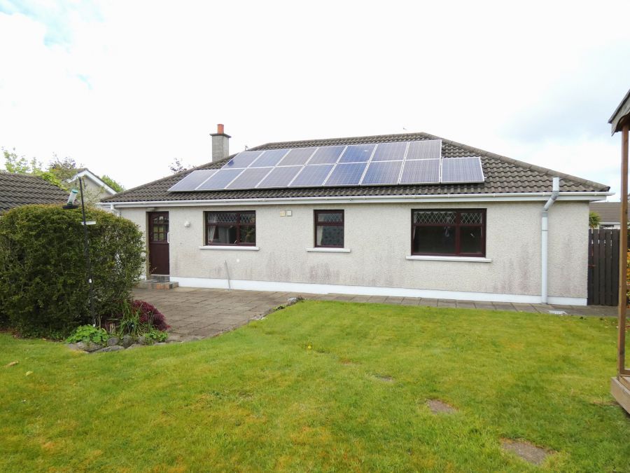 6 Ashlea Avenue