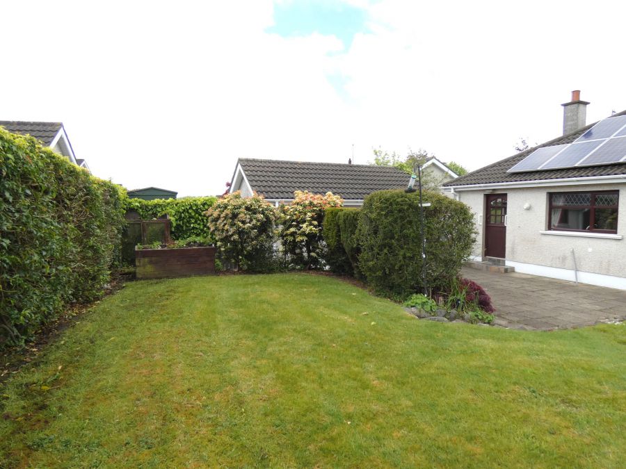 6 Ashlea Avenue
