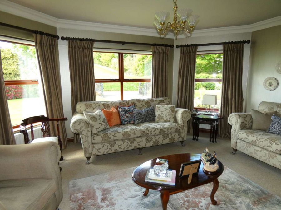 Hillcroft Lodge, 32 Knockaholet Road