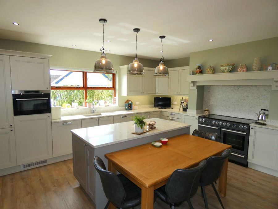 Hillcroft Lodge, 32 Knockaholet Road