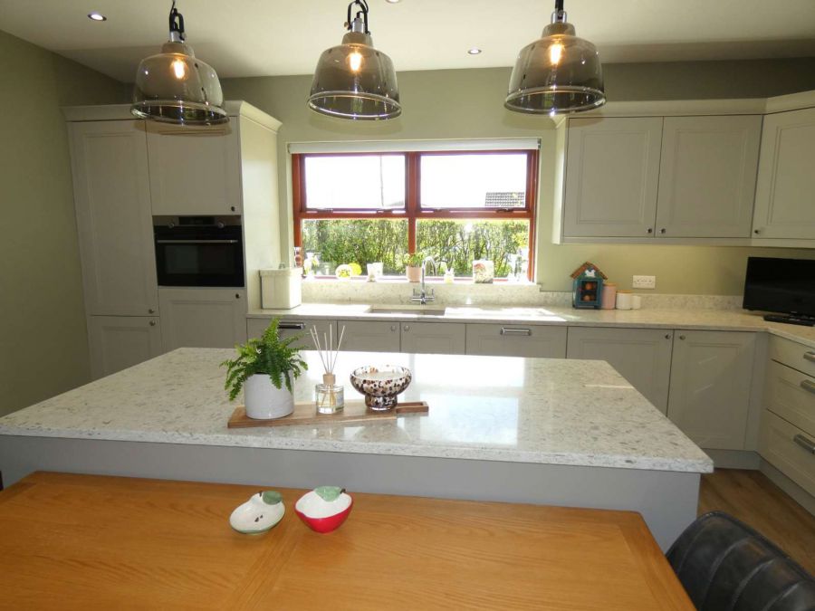 Hillcroft Lodge, 32 Knockaholet Road