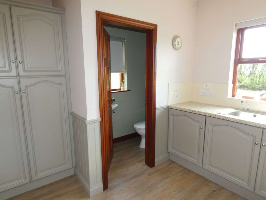 Hillcroft Lodge, 32 Knockaholet Road