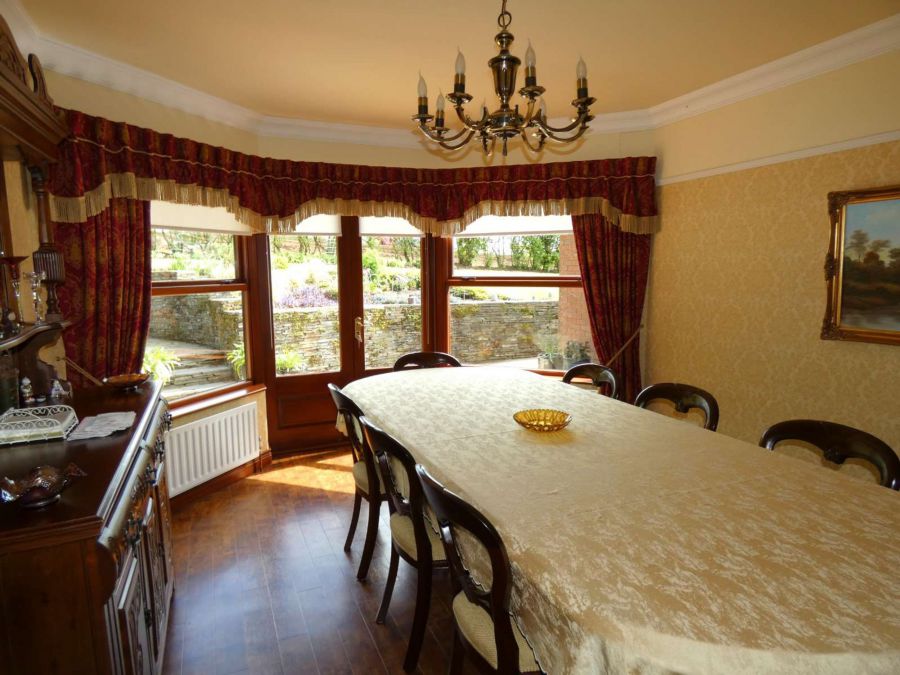 Hillcroft Lodge, 32 Knockaholet Road