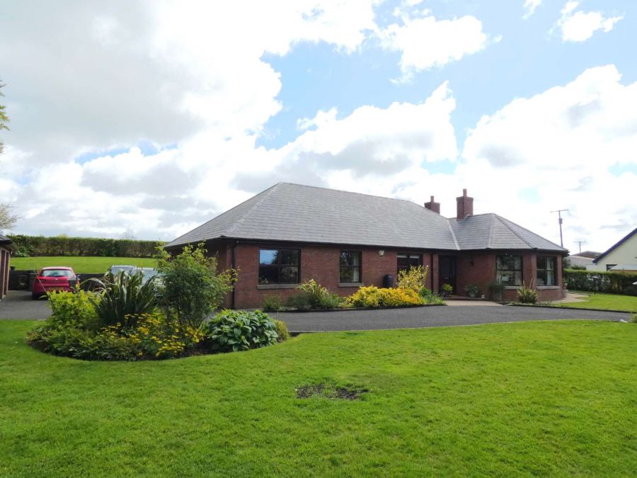 Hillcroft Lodge, 32 Knockaholet Road