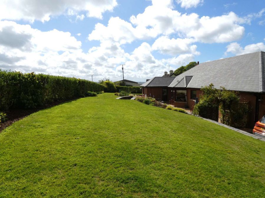 Hillcroft Lodge, 32 Knockaholet Road