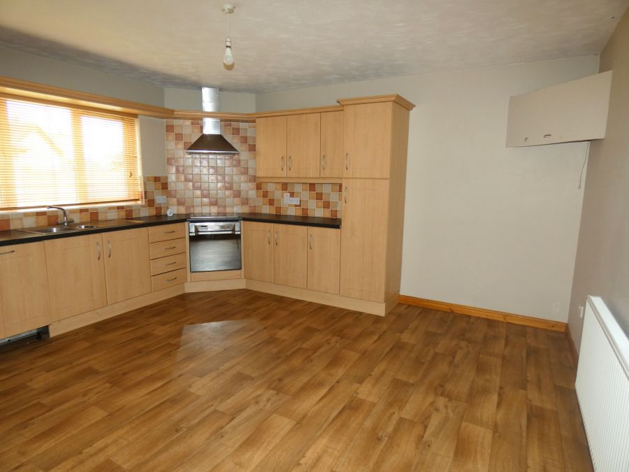 8 Castlehill View