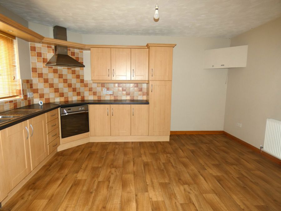 8 Castlehill View