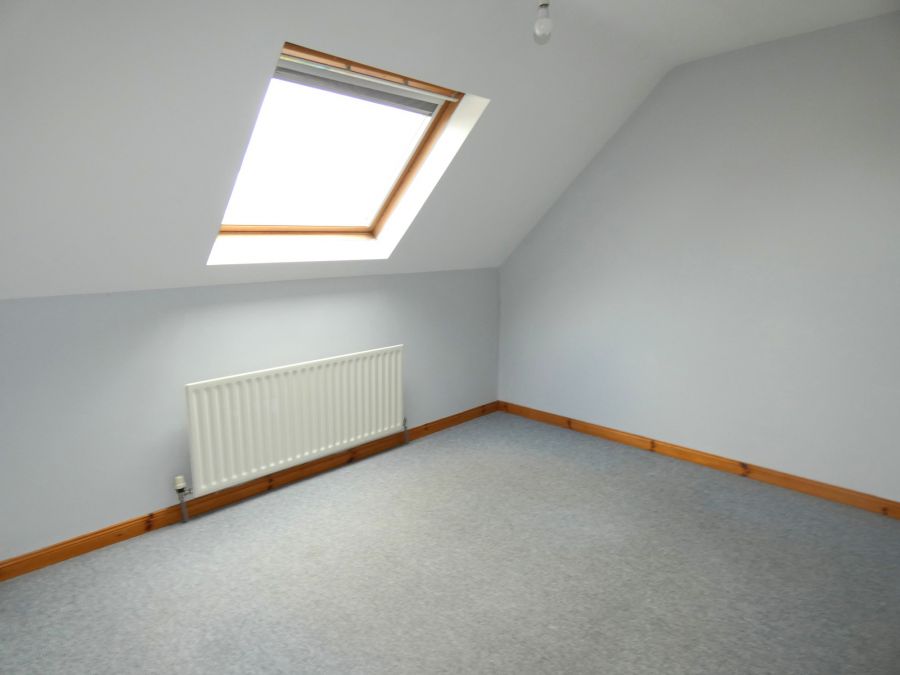 8 Castlehill View