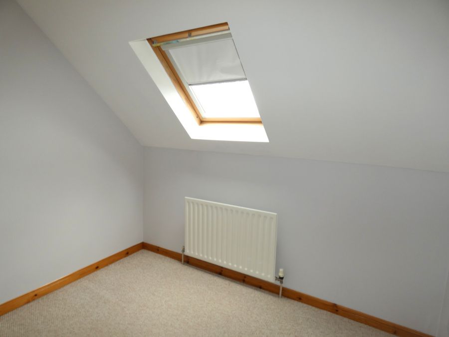 8 Castlehill View